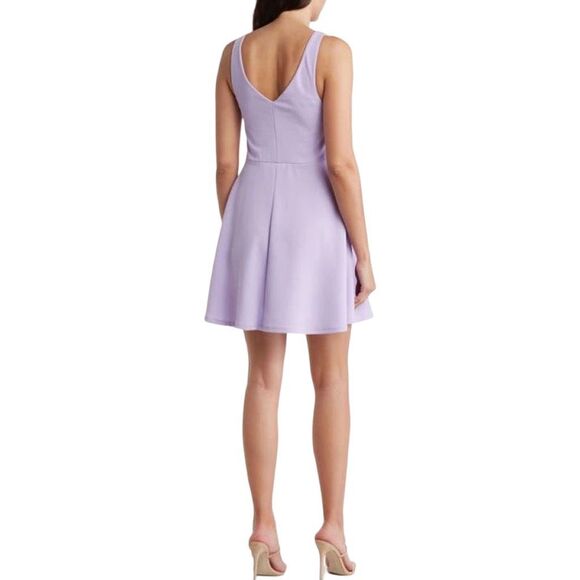 Bebe V-Neck Skater Dress - Size Large - Lilac - Picture 3 of 6